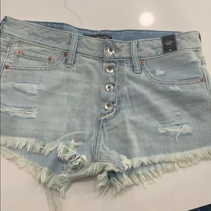 Cut off jean shorts